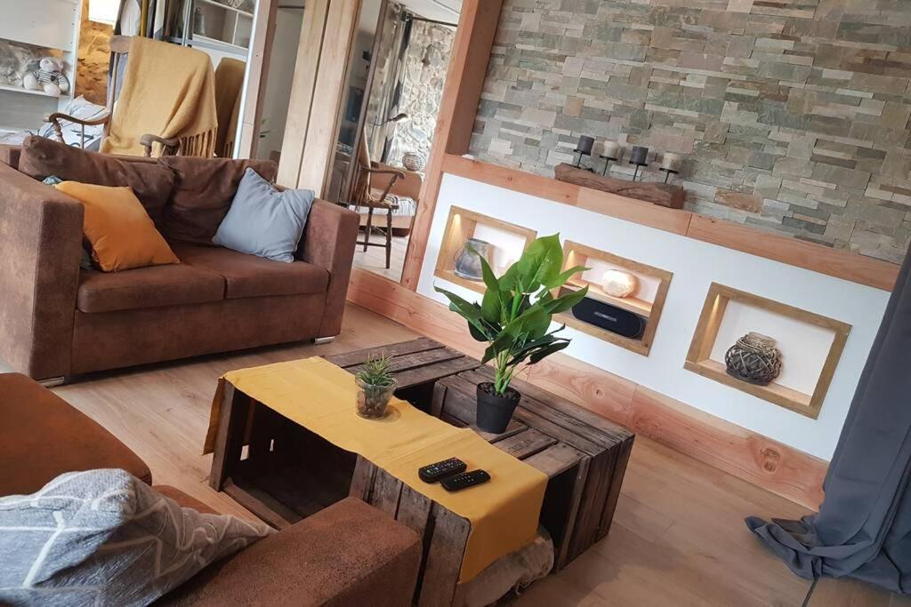 L'Idyllique - Studio Prive Sous Maison Saint-Didier-sur-Beaujeu Eksteriør billede